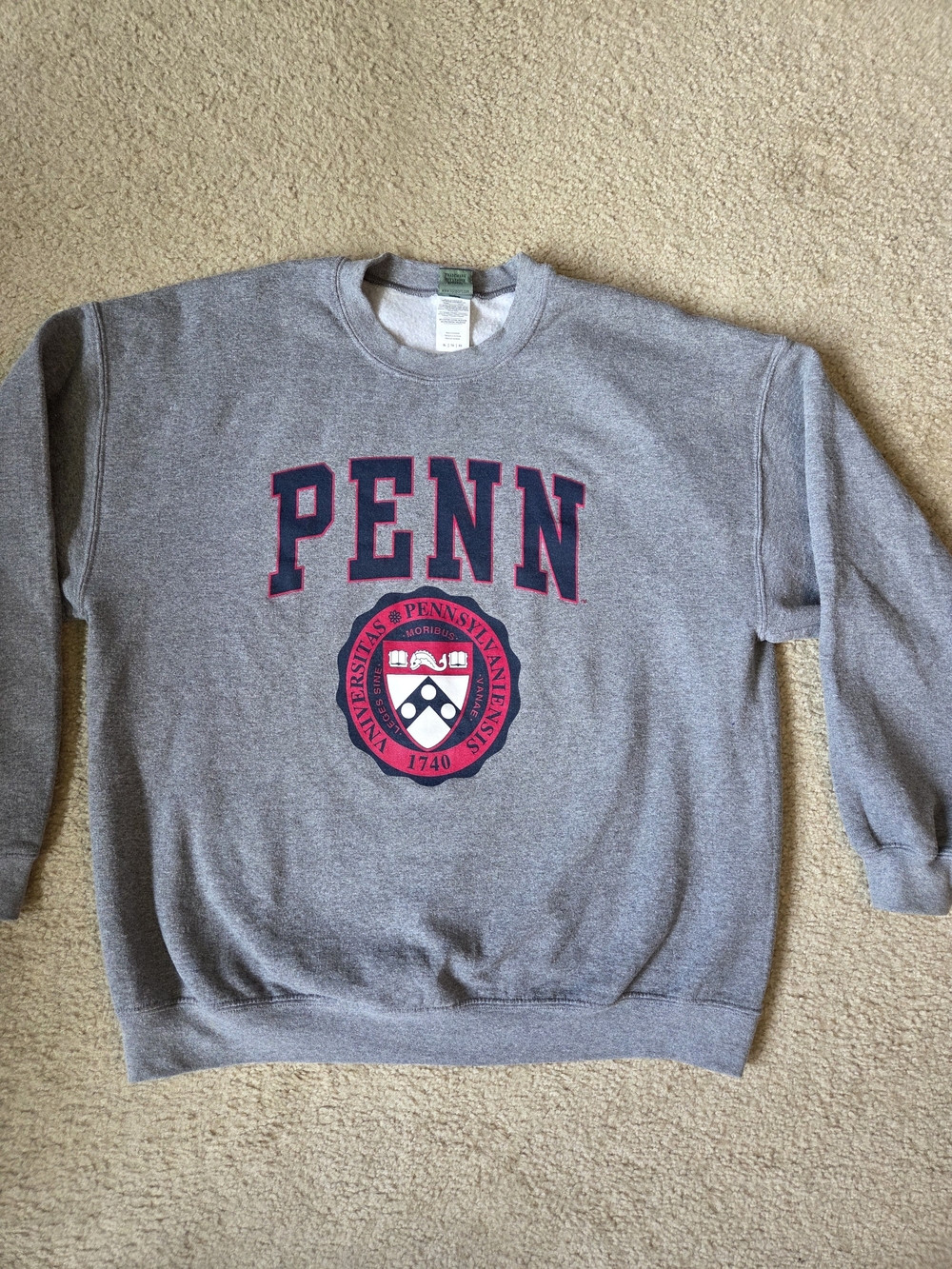 University Of Pennaylvania Crewneck Size XL